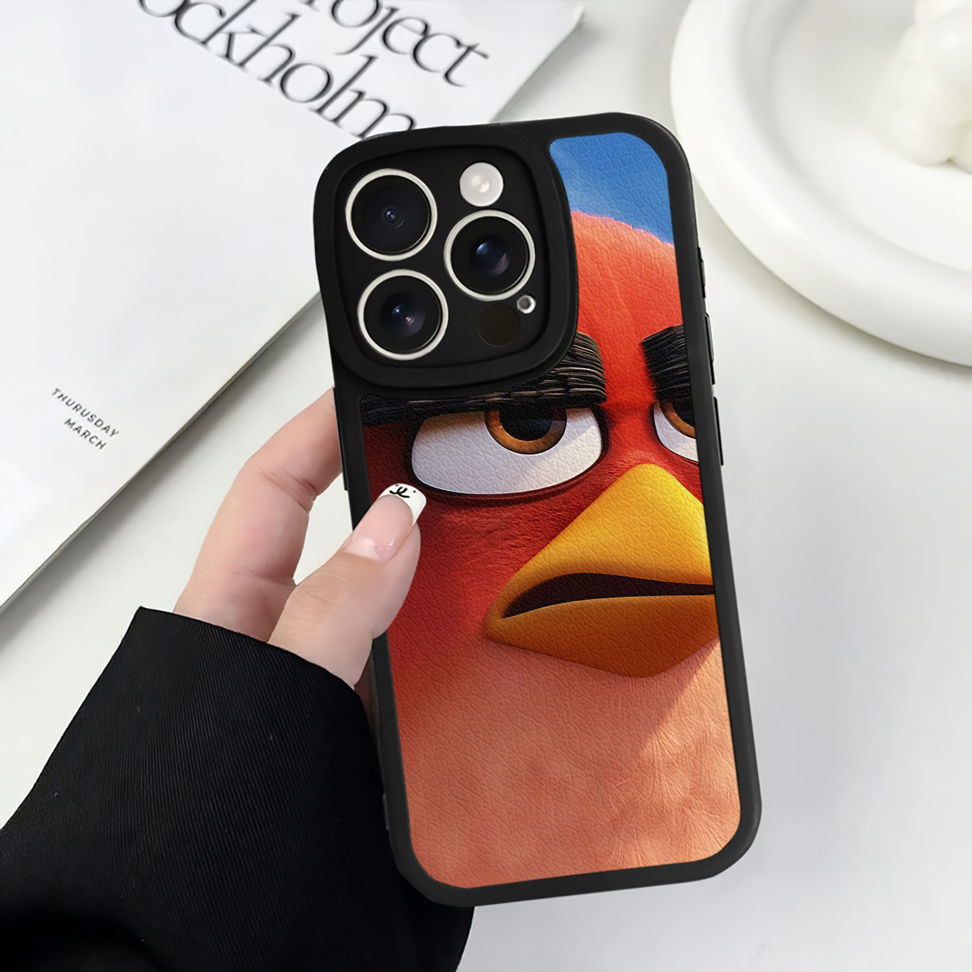 （画像用） Angry Birds アングリーバード 【iPhone 16シリーズ対応】シリコンスマホケース（レザー調） 材質：シリコン